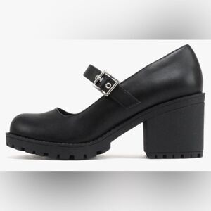 Mary Jane Round Toe Chunky Block Heel Lug Sole Pump Adj. Strap Faux Leather 10